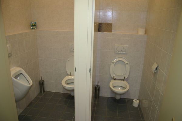 Kantoor met loods 275m²